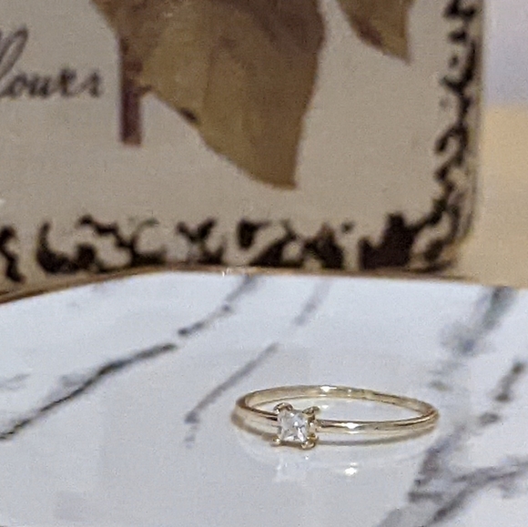 Golden Square Ring Size 8 S925 - Picture 3 of 5